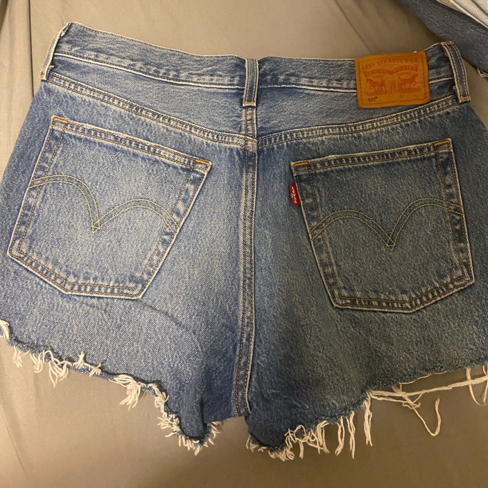 Levi 501 shorts only worn couple times